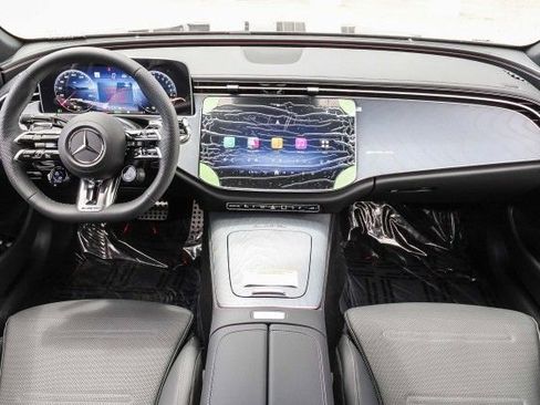 New 2025 Mercedes-Benz E 53 AMG e 4MATIC Sedan image 12