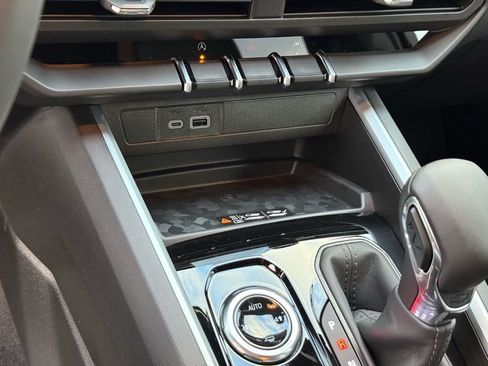 New 2026 Chevrolet Colorado LT image 15