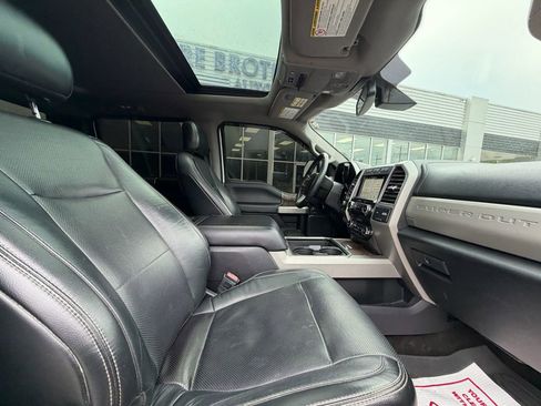 Used 2018 Ford F250 Lariat w/ Lariat Ultimate Package image 15