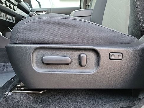 Used 2021 Toyota Tacoma TRD Off-Road image 14