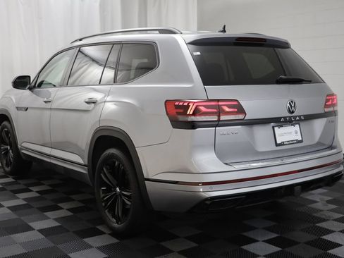 Certified 2023 Volkswagen Atlas SEL R-Line AWD/4WD image 15
