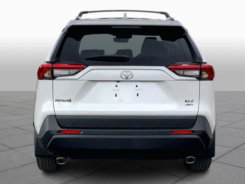 Used 2025 Toyota RAV4 XLE Premium image 4