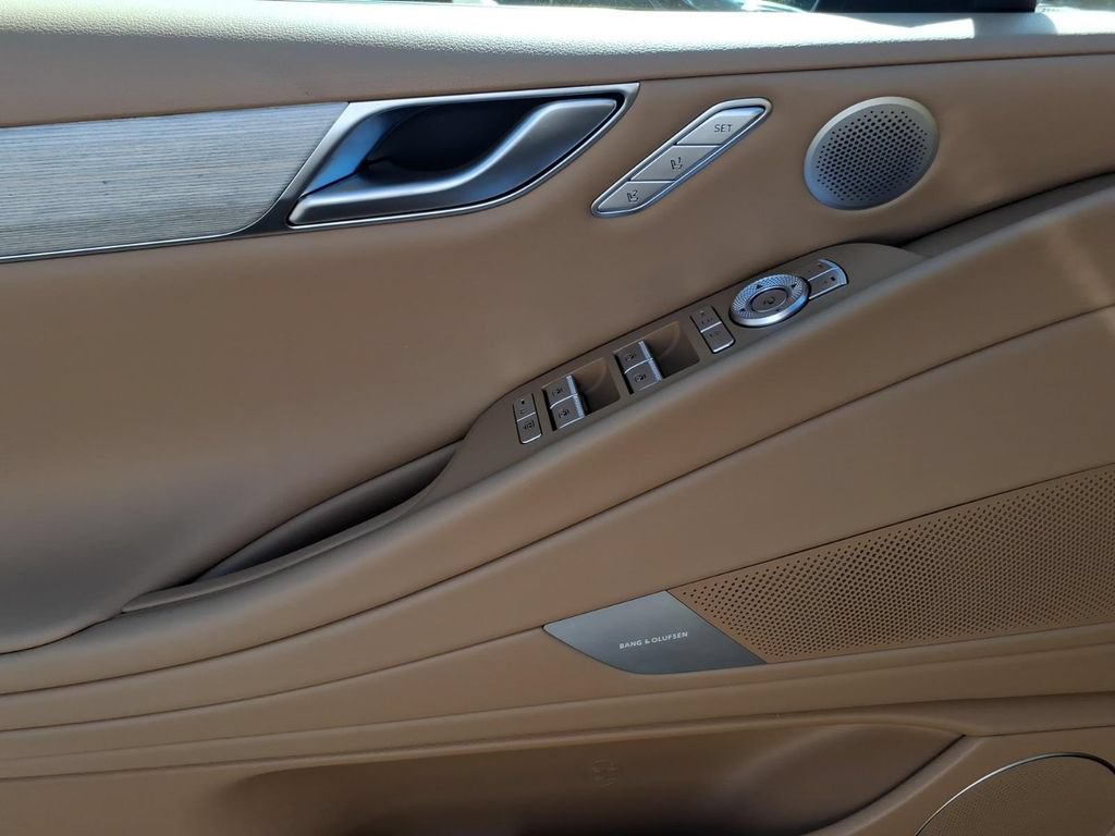 New 2027 Genesis G80 2.5T Advanced AWD/4WD image 15