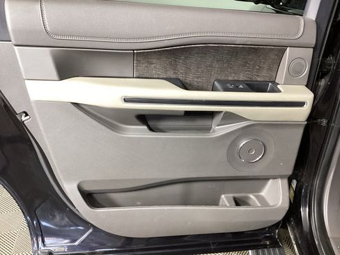 Used 2021 Ford Expedition Max Limited AWD/4WD image 15