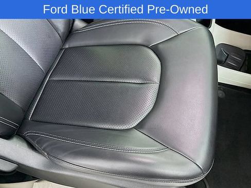 Used 2023 Chrysler Pacifica Touring-L FWD image 36
