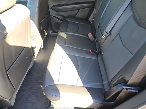 Used 2025 Cadillac XT5 Premium Luxury image 17