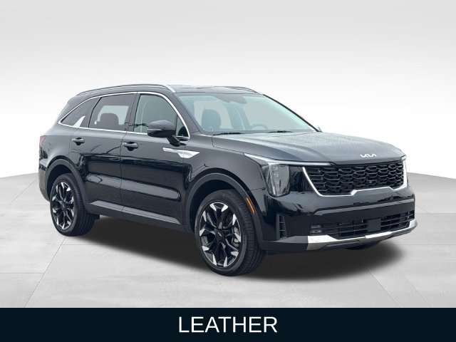 Certified 2026 Kia Sorento EX AWD/4WD image 10