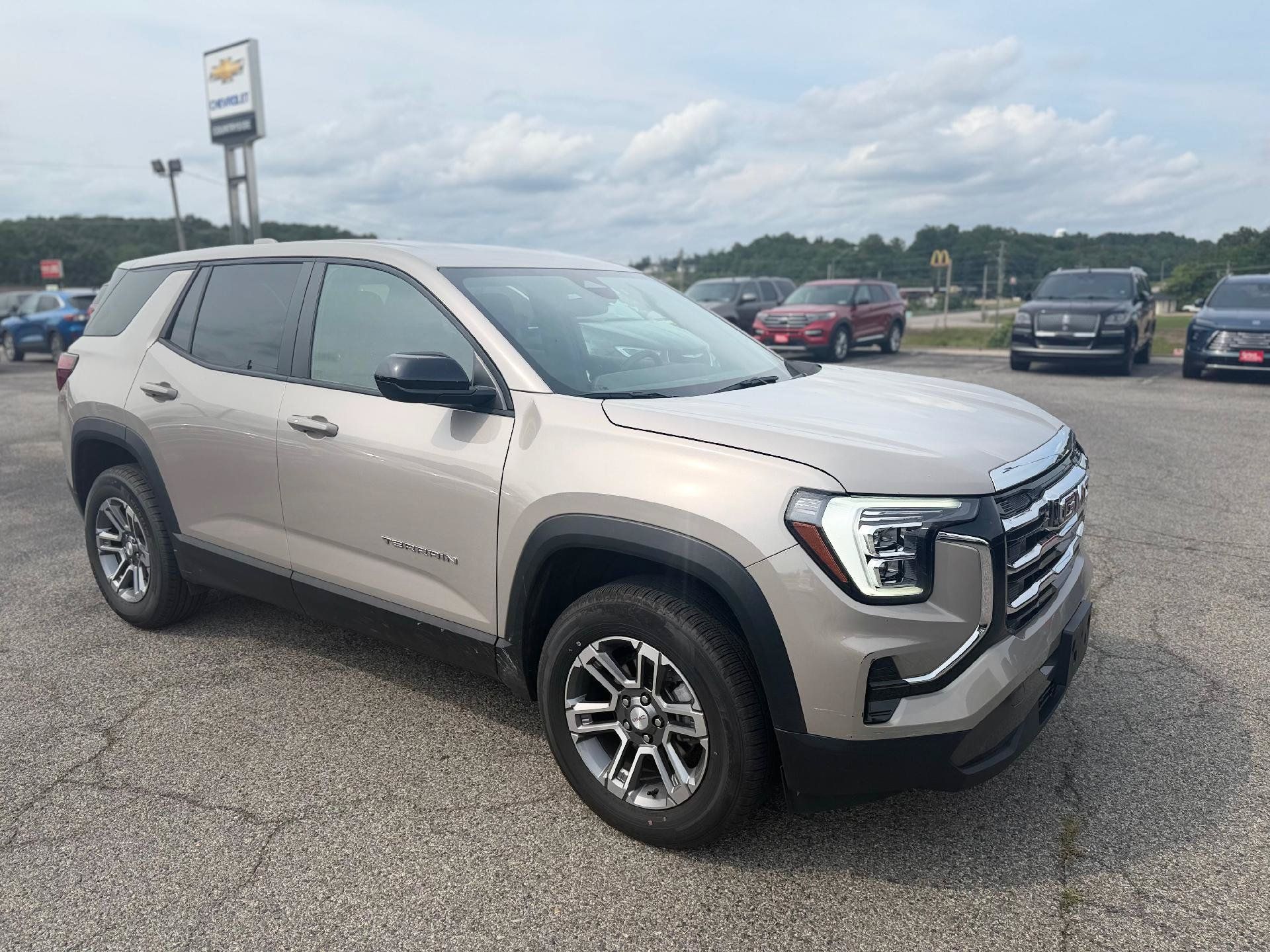 Used 2026 GMC Terrain Elevation AWD/4WD image 1