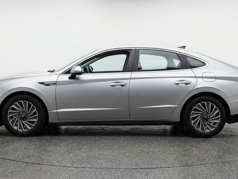 Used 2025 Hyundai Sonata SEL image 5