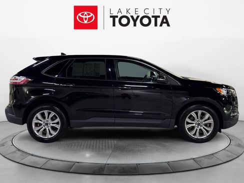 Used 2024 Ford Edge Titanium image 8