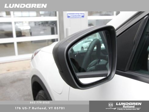 Used 2022 Ford Escape SE w/ Convenience Package image 48