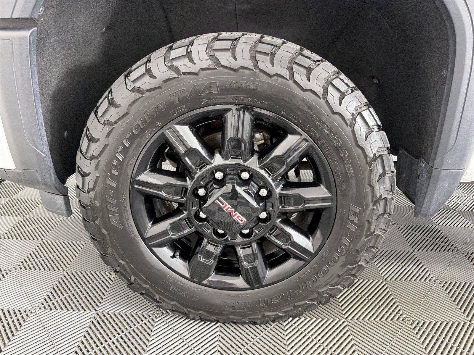 Certified 2024 GMC Sierra 2500 AT4 w/ AT4 Premium Plus Package AWD/4WD image 9
