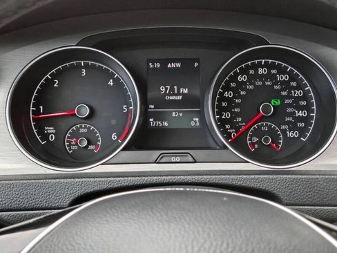 Used 2015 Volkswagen Golf TDI SEL FWD image 19