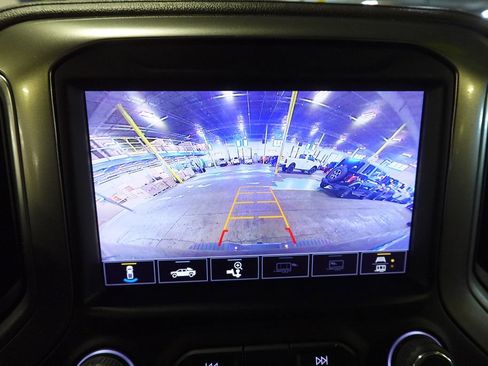 Used 2020 Chevrolet Silverado 2500 LTZ w/ LTZ Plus Package image 18