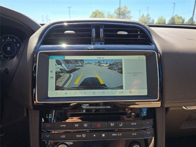 Used 2020 Jaguar F-PACE Prestige AWD/4WD image 27