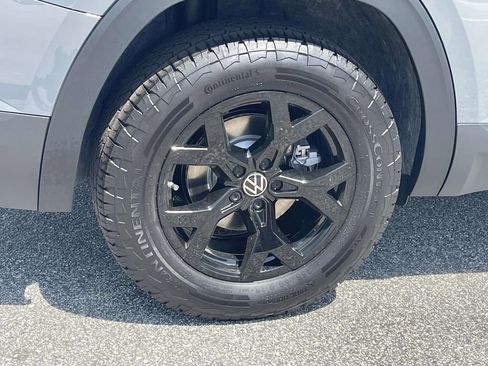New 2026 Volkswagen Atlas Peak Edition AWD/4WD image 7