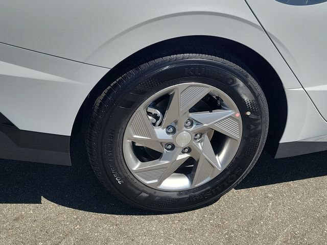 New 2026 Hyundai Sonata SE FWD image 28