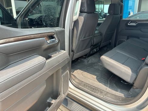 Used 2025 Chevrolet Silverado 1500 LT RWD image 12