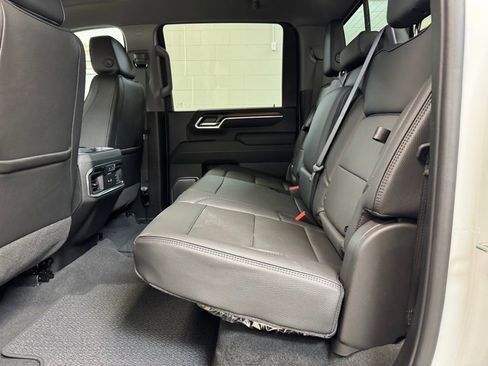 New 2026 GMC Sierra 3500 Denali w/ Technology Package AWD/4WD image 17