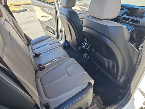 Used 2023 Hyundai Santa Fe Limited image 11