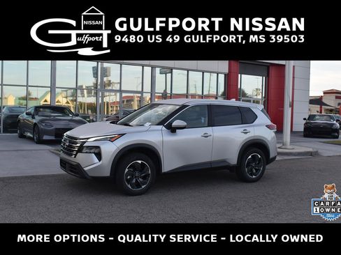 Used 2024 Nissan Rogue SV image 1