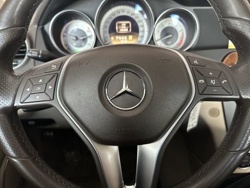 Used 2012 Mercedes-Benz C 250 Sedan image 32