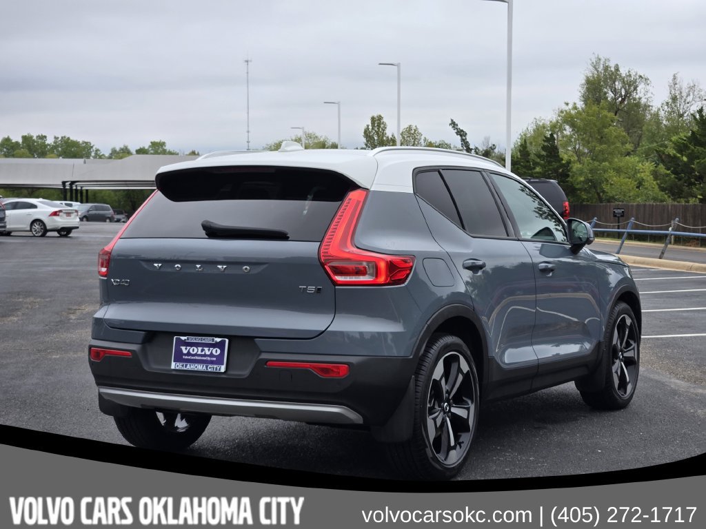 Used 2020 Volvo XC40 T5 Momentum w/ Protection Package Premier AWD/4WD image 4