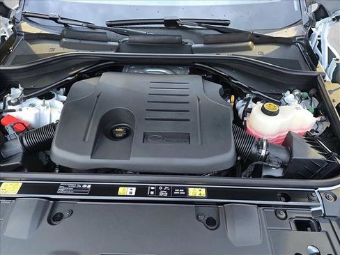 New 2026 Land Rover Range Rover Long Wheelbase SE image 29