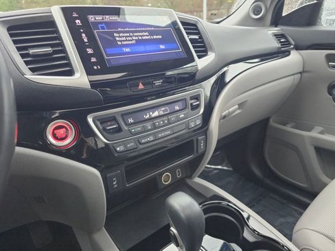 Used 2019 Honda Ridgeline RTL-E image 23