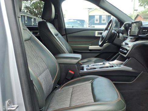 Used 2023 Ford Explorer Timberline AWD/4WD image 11