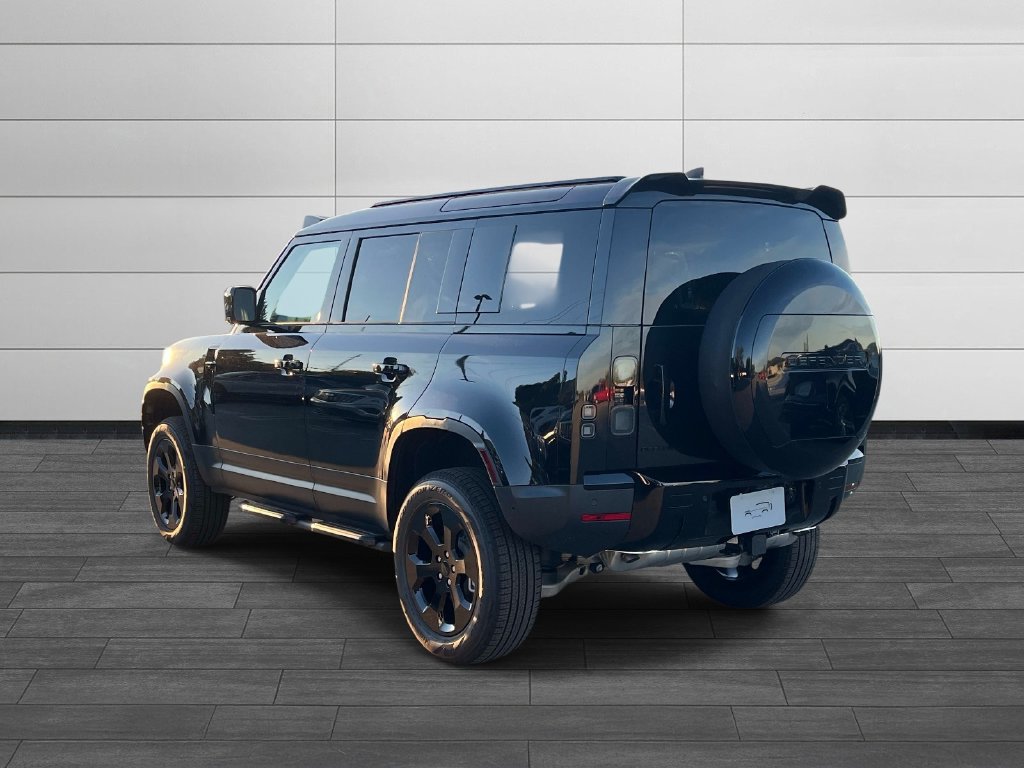 New 2026 Land Rover Defender 110 S AWD/4WD image 3