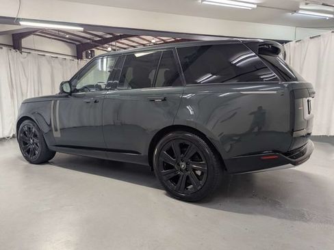 Used 2023 Land Rover Range Rover SE AWD/4WD image 4