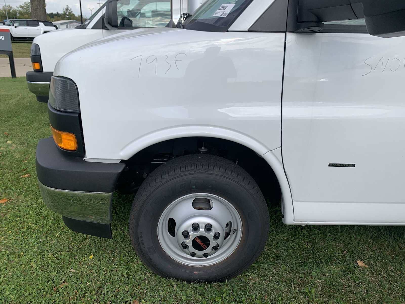 New 2025 GMC Savana 3500 Extended w/ Power Convenience Package RWD image 8
