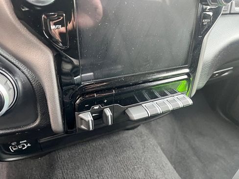 Used 2024 RAM 2500 Big Horn w/ Sport Appearance Package image 20