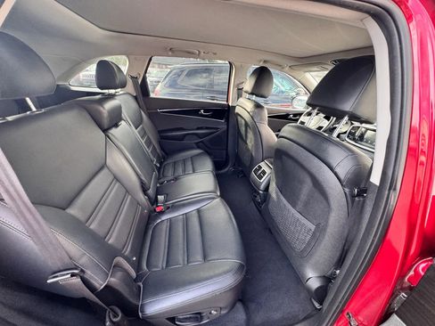 Used 2020 Kia Sorento EX image 30