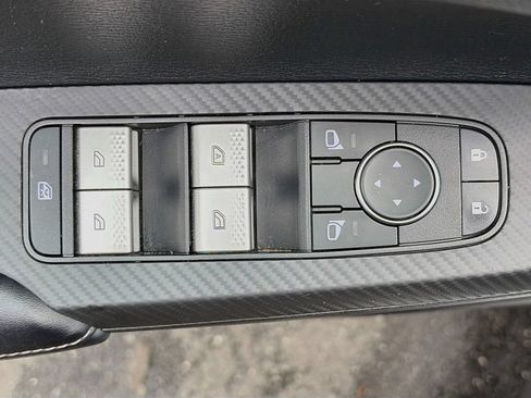 Used 2022 Mitsubishi Outlander ES FWD image 17