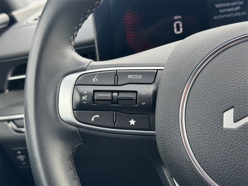 Certified 2025 Kia K5 GT-Line image 16