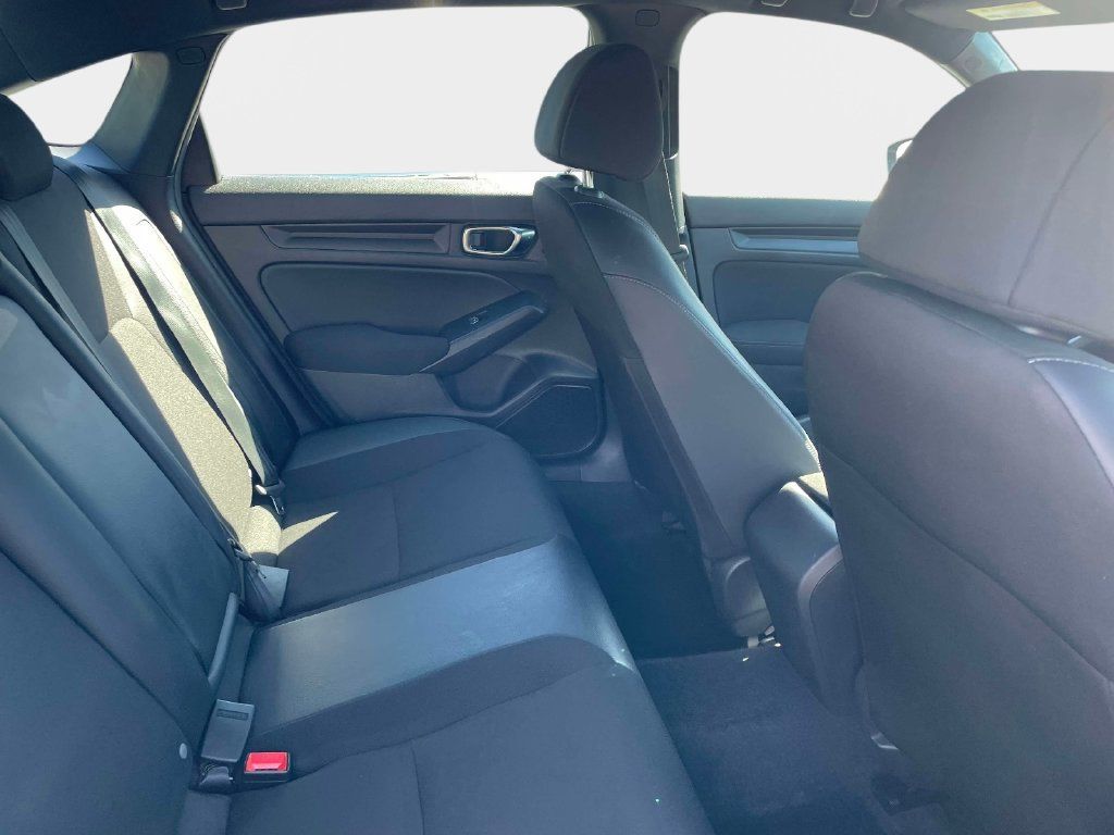 Used 2025 Honda Civic Sport image 12