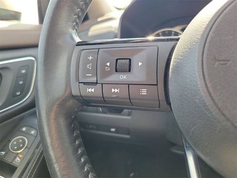 Certified 2021 Nissan Rogue SL image 26