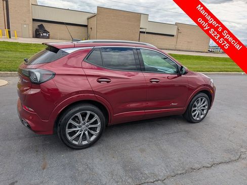 Used 2024 Buick Encore GX Avenir w/ Avenir Convenience Package FWD image 8