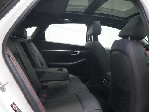 Used 2023 Hyundai Sonata SEL Plus FWD image 12
