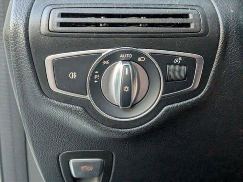 Used 2020 Mercedes-Benz GLC 300 w/ AMG Line image 10