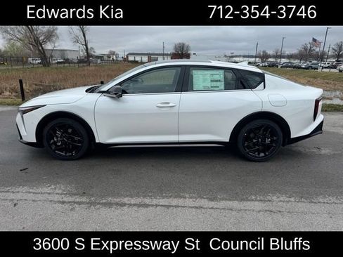 New 2025 Kia K4 GT-Line Turbo FWD image 2
