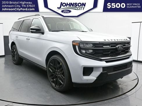 New 2026 Ford Expedition Platinum w/ Stealth Performance Package image 1