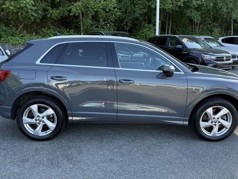 Used 2020 Audi Q3 2.0T Premium w/ Convenience Package AWD/4WD image 20