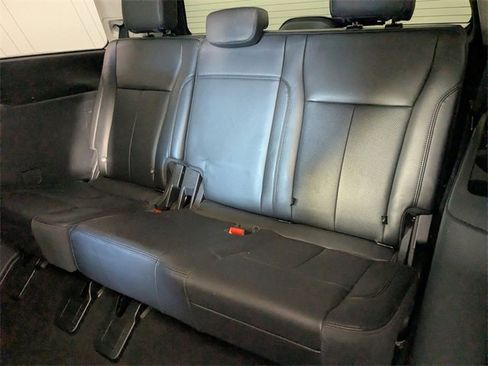 Used 2024 Ford Expedition XLT image 31