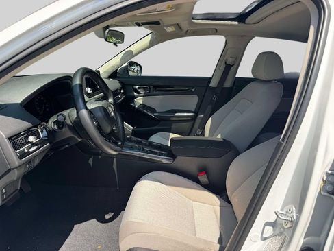 Used 2022 Honda Civic EX image 16