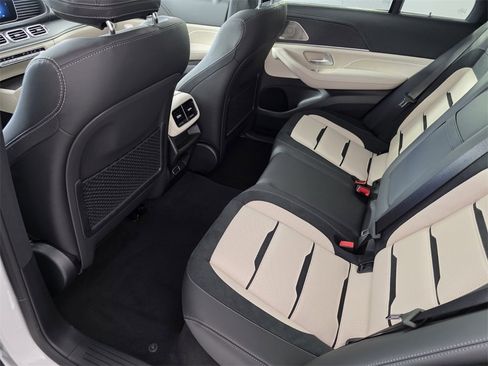 New 2026 Mercedes-Benz GLE 53 AMG 4MATIC image 12