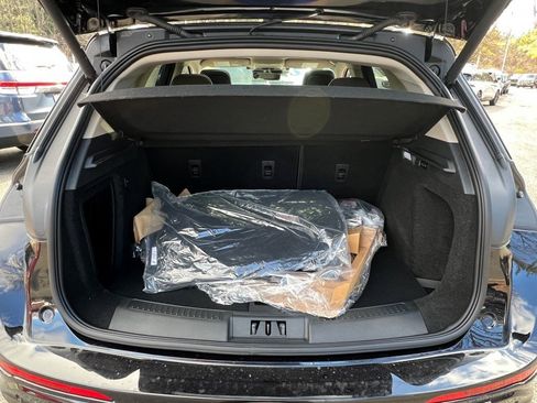 New 2026 Lincoln Corsair Grand Touring image 12