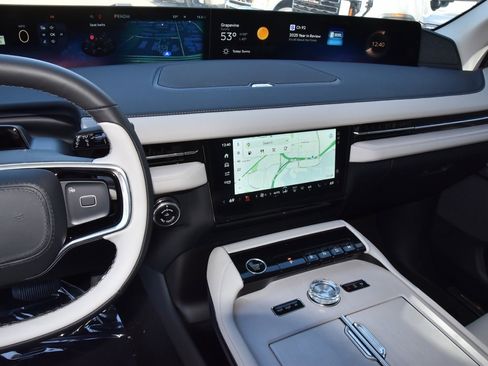 New 2025 Lincoln Navigator L Reserve image 29